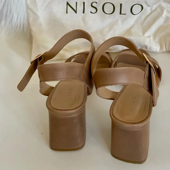 Nisolo Block Heels in Honey/Beige, Size 11 - Picture 4 of 12